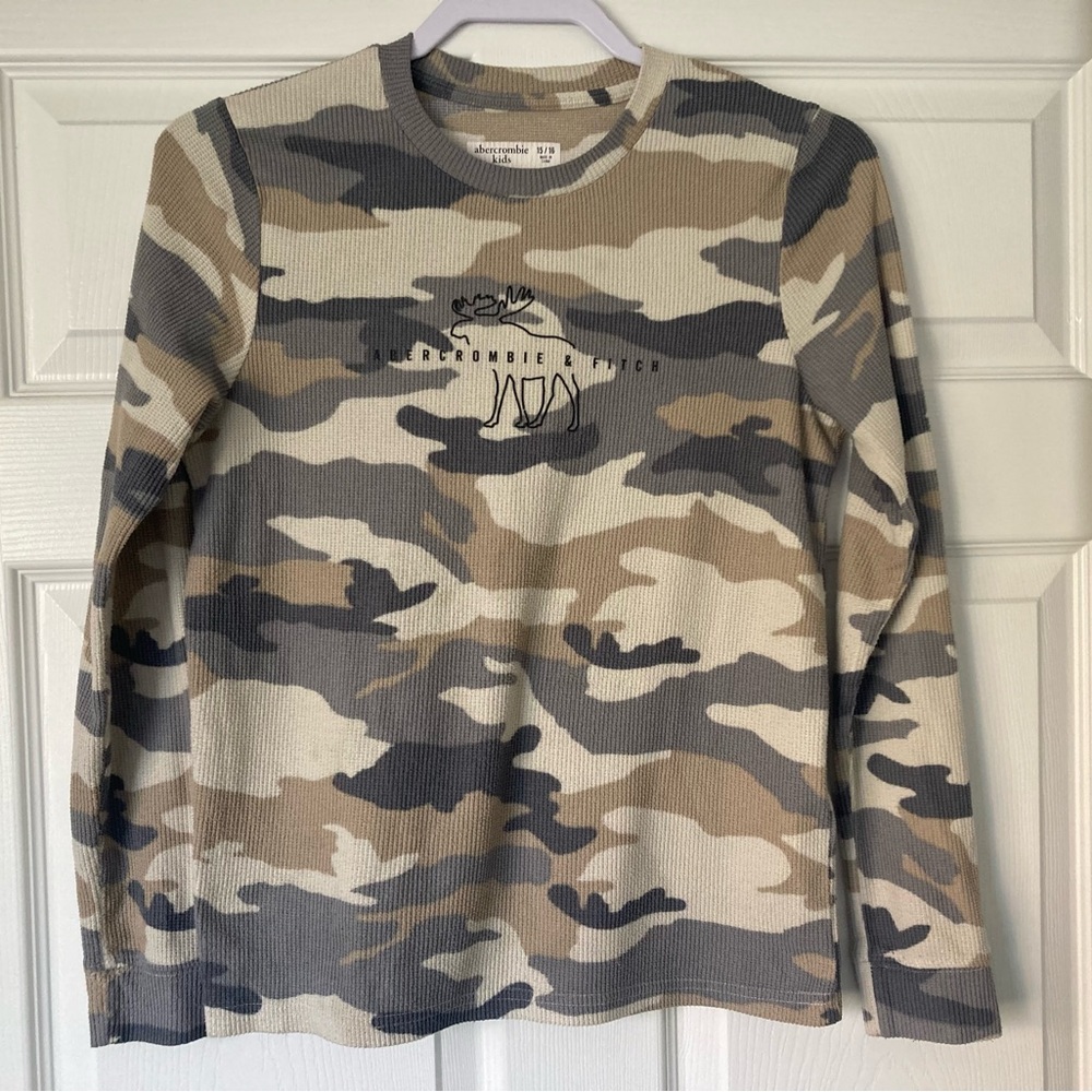 Abercrombie & Fitch Kids Camo Long Sleeve Shirt